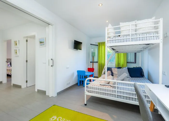 Llevantpicafort Villa *